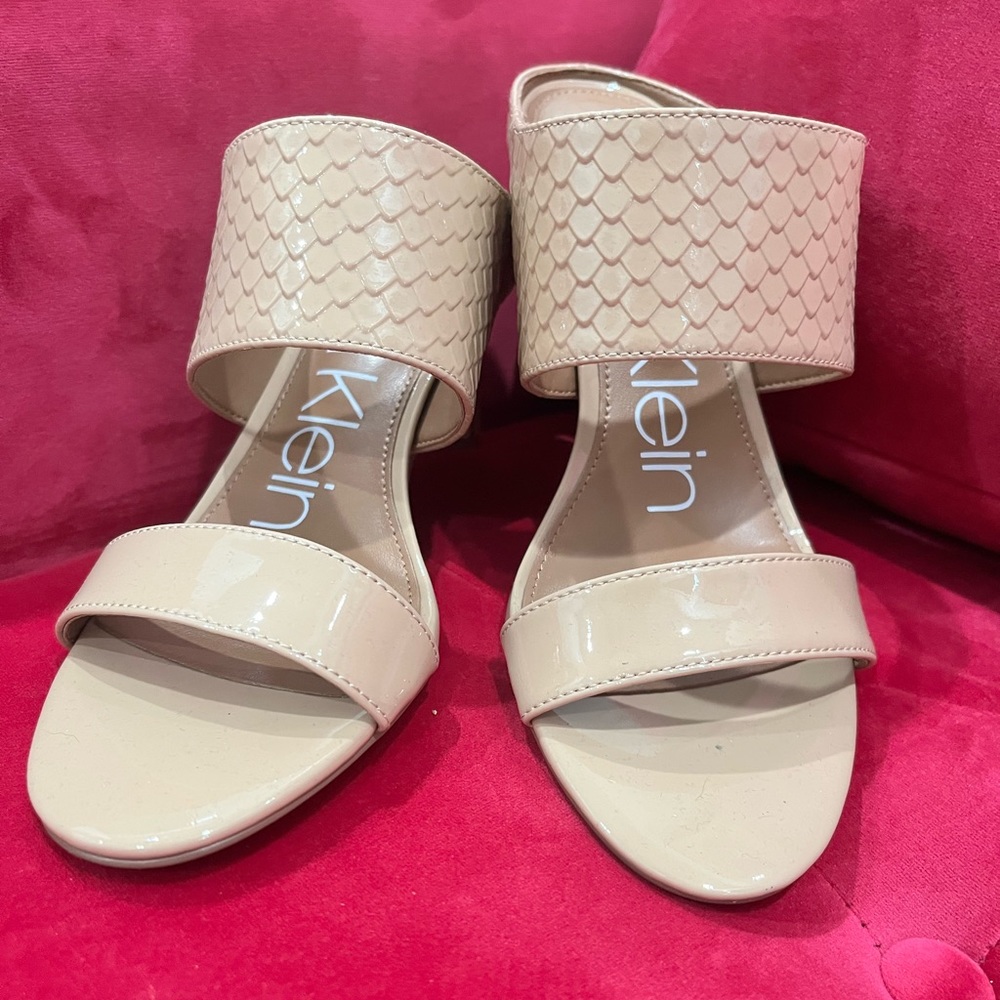 Gorgeous heels to strut in